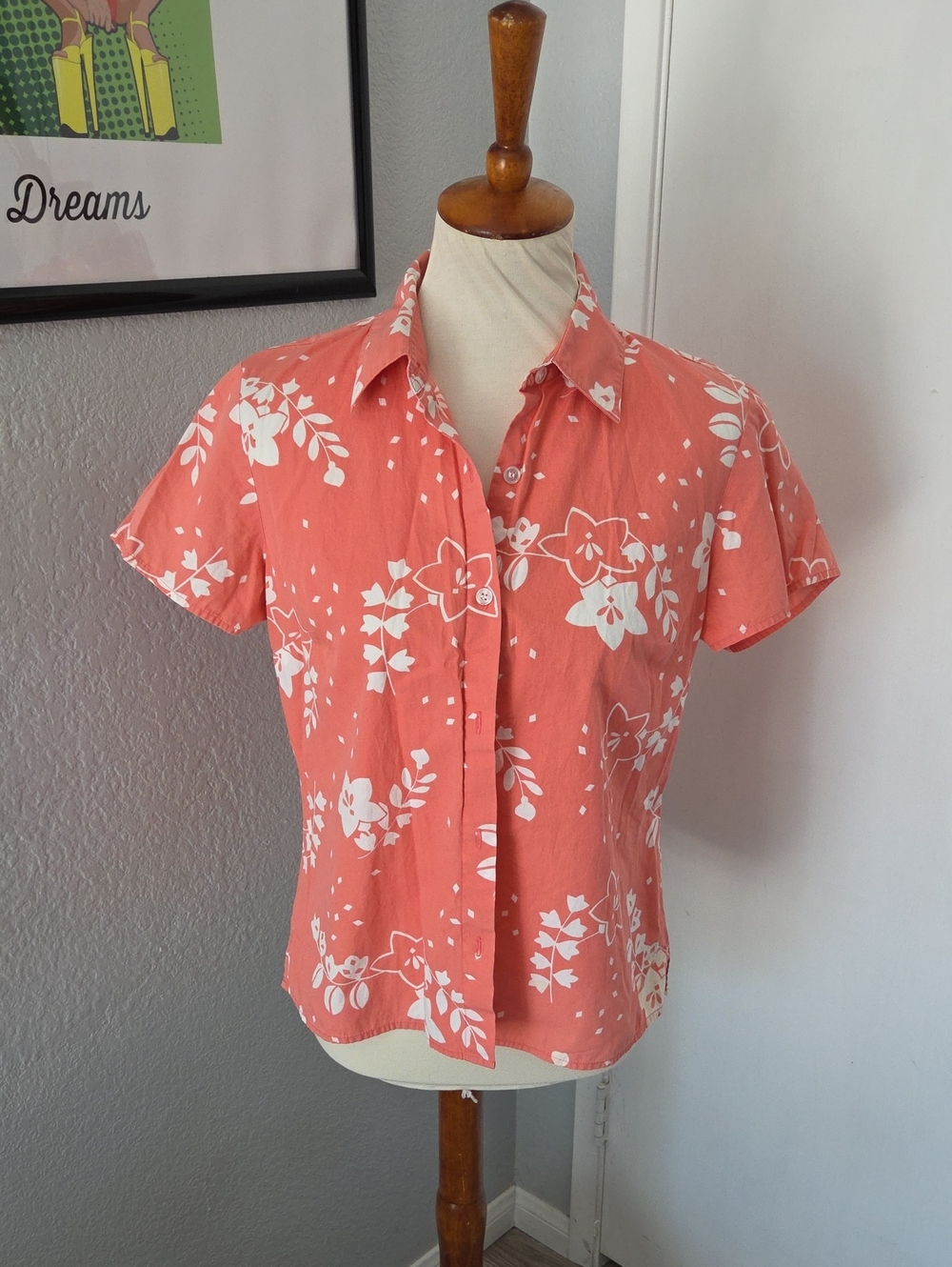 Women's Coral Floral Button-Front Shirt 10